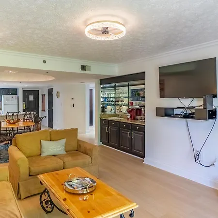Luxurious Condo, Pool, Fireplace, Hiking Gatlinburg Exterior photo