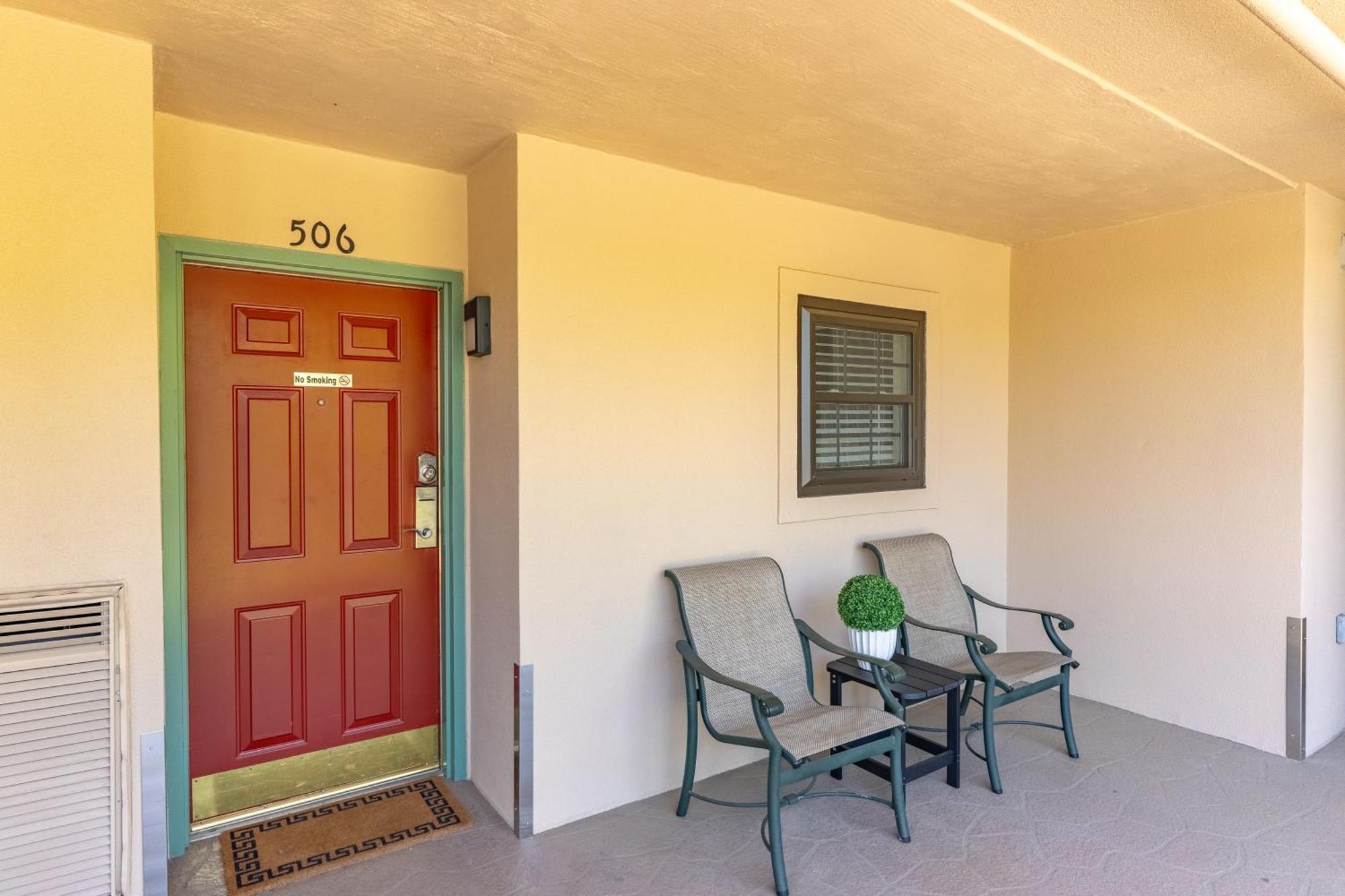 Luxurious Condo, Pool, Fireplace, Hiking Hébergement de vacances *