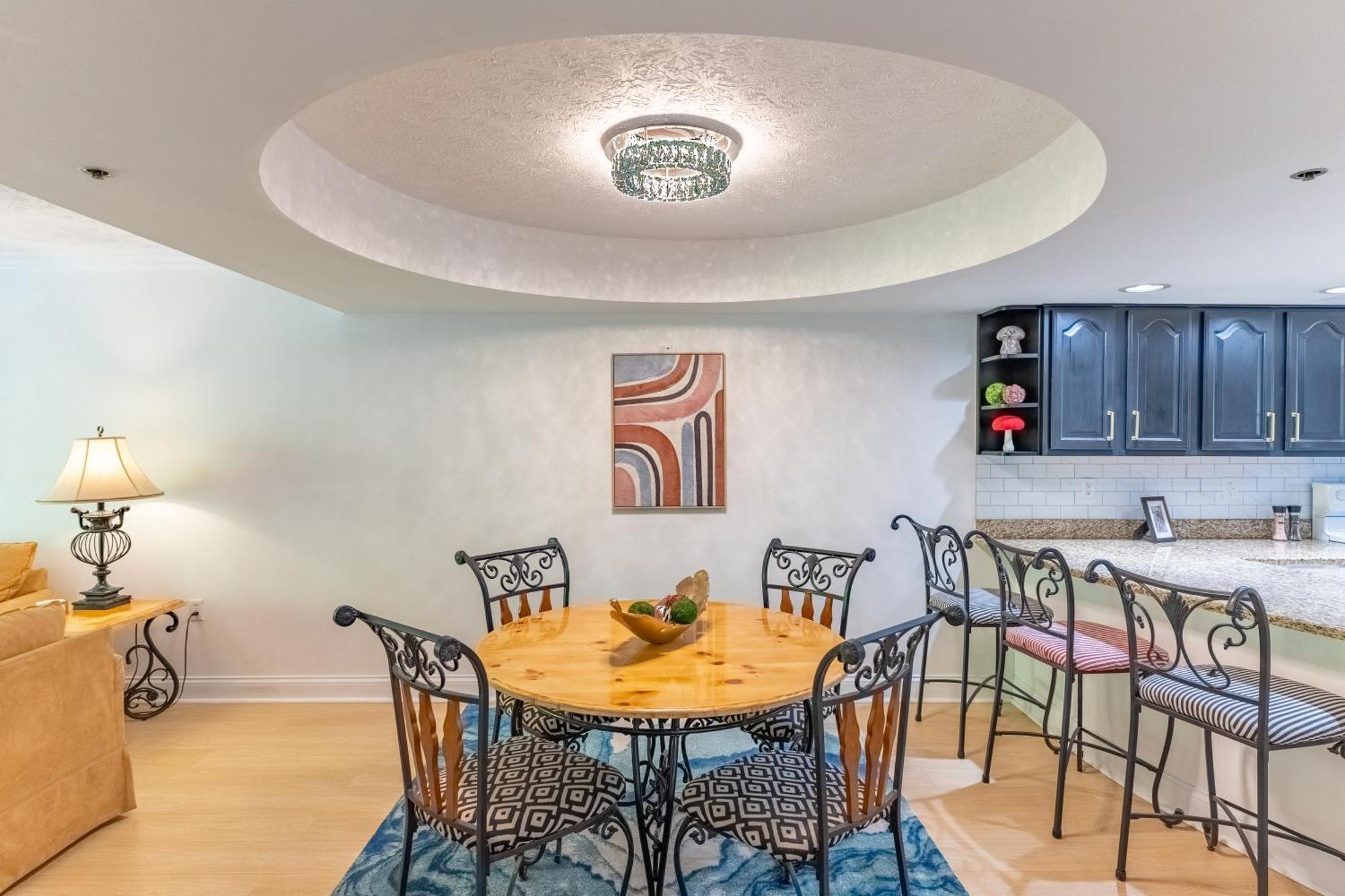 Hébergement de vacances Luxurious Condo, Pool, Fireplace, Hiking *